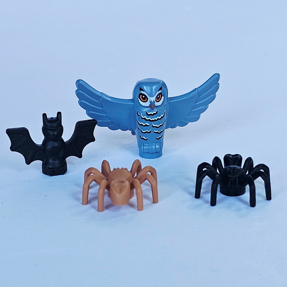 Lego Animal Minifigure Accessory Lot Blue Owl Black Bat Spiders Halloween Toy